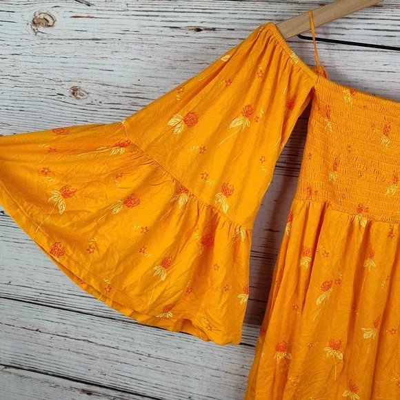 Free People Lana Floral Smocked Blouse - Picture 7 of 11